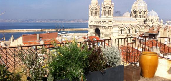 Loft avec grande terrasse vue mer, Marseille