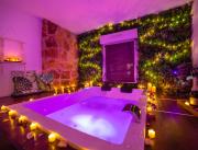 Magnifique Loveroom Bali avec Spa privé et parking, Centre Ville de Troyes - 1