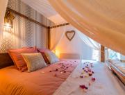 Magnifique Loveroom Bali avec Spa privé et parking, Centre Ville de Troyes - 3