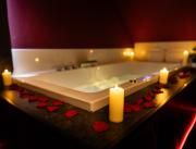 Love room nuances de plaisir avec spa privé, Troyes - 19