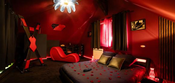 Love room nuances de plaisir avec spa privé, Troyes