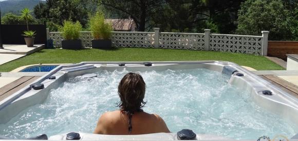 Gîte de charme en toute intimité avec spa, sauna, piscine à volonté, Var