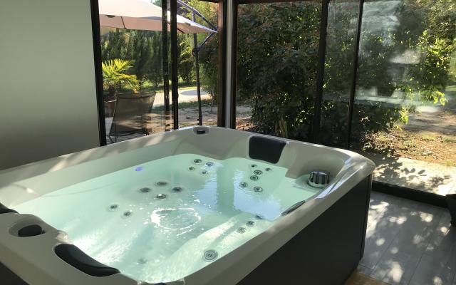 Villa avec Spa Privatif proche Sarlat