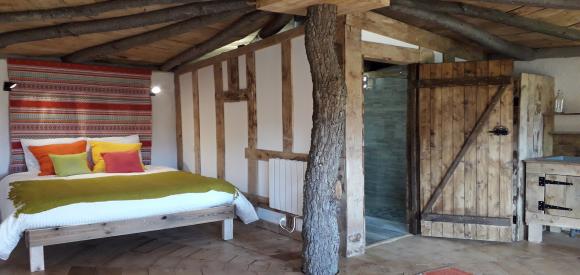 Maison du Hobbit avec Spa privatif,2 à 3 pers près Carcassonne