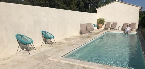 Mazet avec jacuzzi privatif et pîscine, UZES