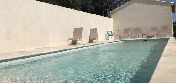 Mazet avec jacuzzi privatif et piscine, Uzes